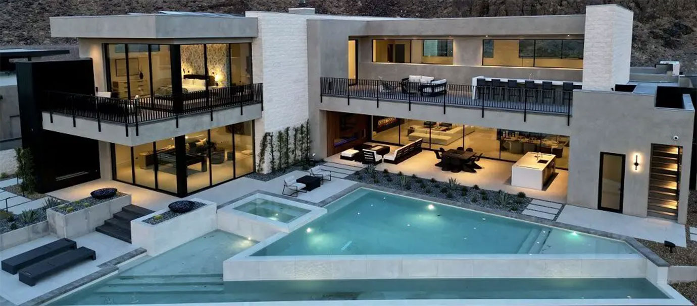 Residential home elevator featured by Garaventa Lift