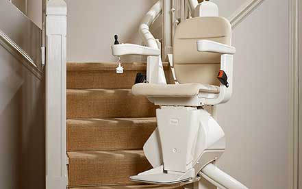 Treppenlift von Garaventa Lift überzeugt mit schönem Design